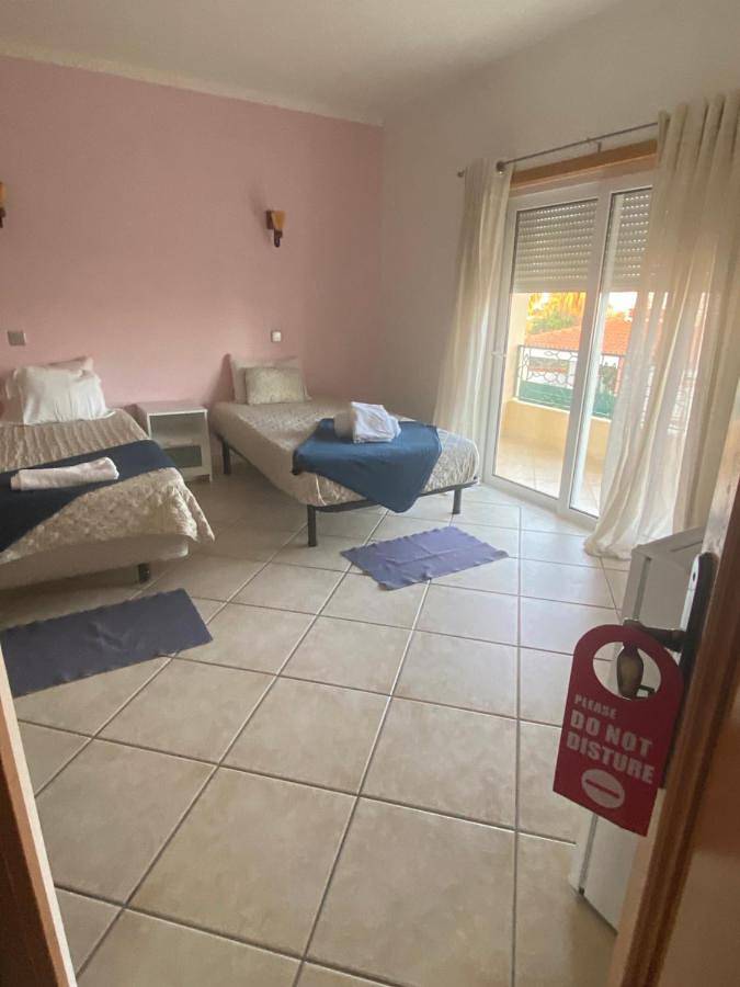 Lagos Marina Guest House in São Sebastião, São Gonçalo de Lagos