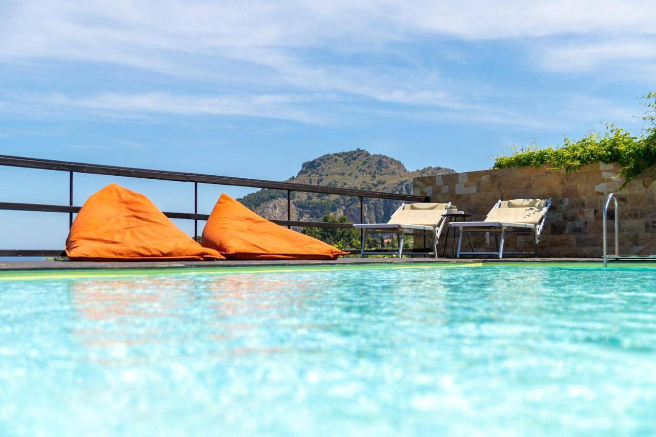Pater Meus Suites - Sea View, Pool & Parking in Cefalú, Cefalù (Municipio)