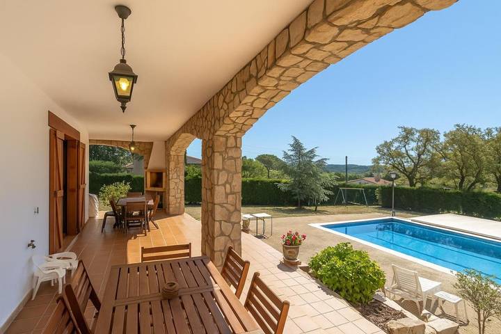 Casa rural para 14 personas, con Balcón y Terraza además de Jardín y Piscina en Caldas de Malavella - 4