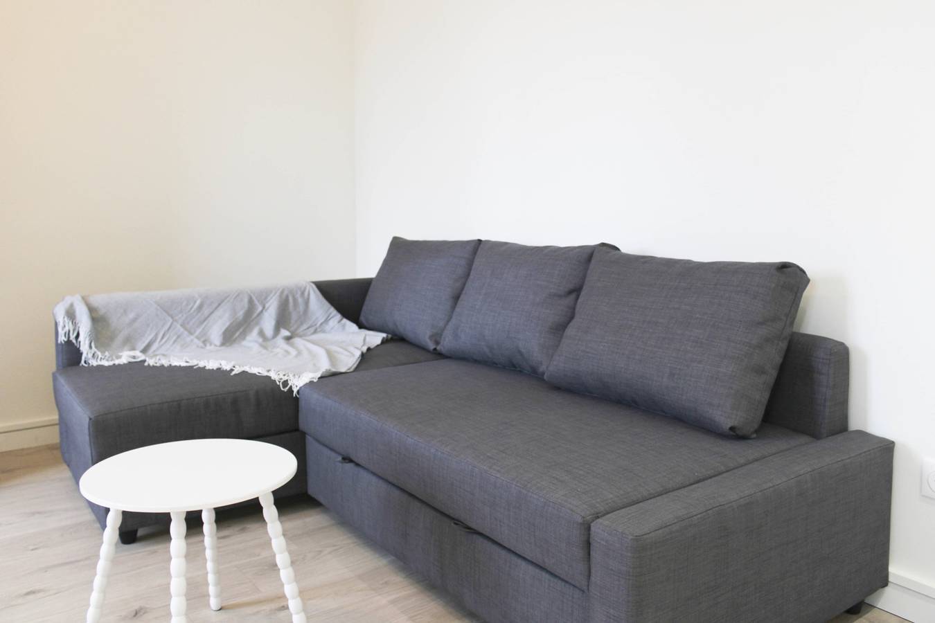 Estudio entero, Bright studio apartment on the outskirts of Paris in Clichy, Altos del Sena