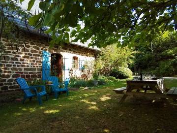Gîte pour 8 personnes, avec jardin et terrasse, animaux acceptés en Corrèze