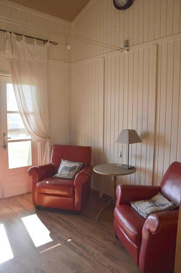 Location de vacances pour 2 personnes, avec vue et piscine ainsi que balcon et jardin à Étables - 4