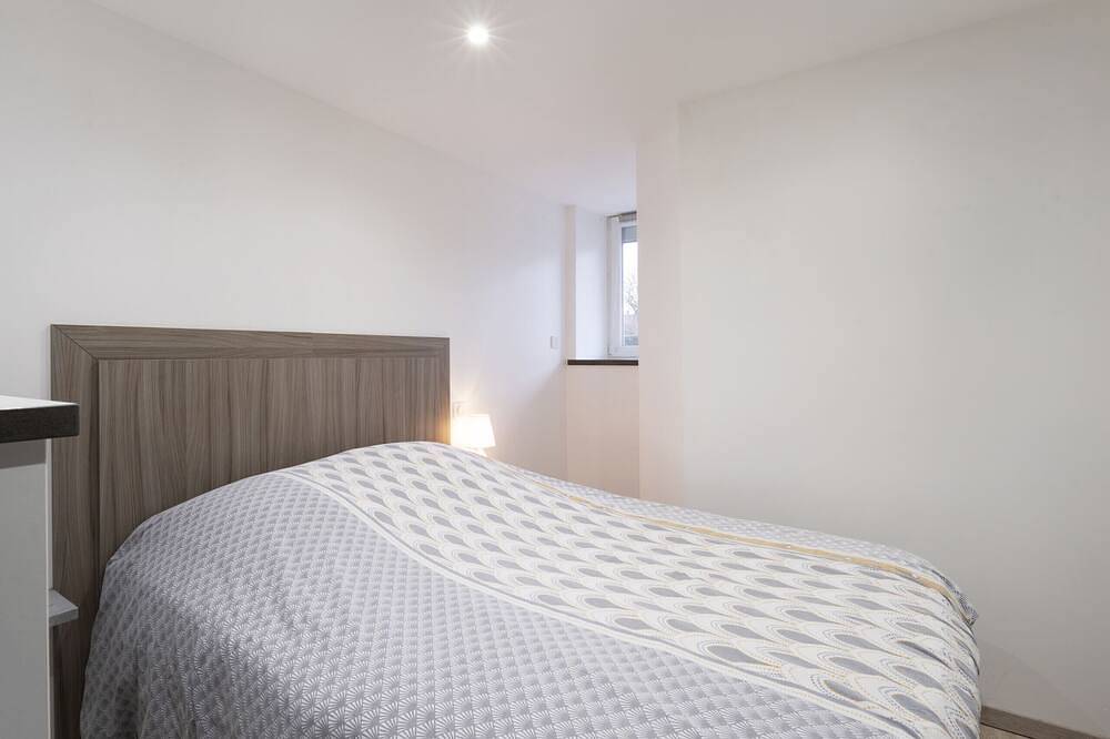 Apartamento entero, Jade : Encantador piso de 2 dormitorios en la planta baja de una residencia totalmente renovada in Vittel, Neufchâteau