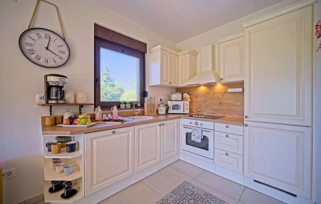 Villa pour 6 personnes avec terrasse in Gospić, Lika-Senj