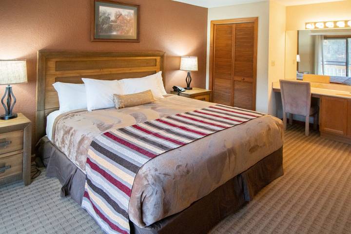 Apartamento entero, Fairways Of The Mountains in Bills Creek, Condado de Rutherford
