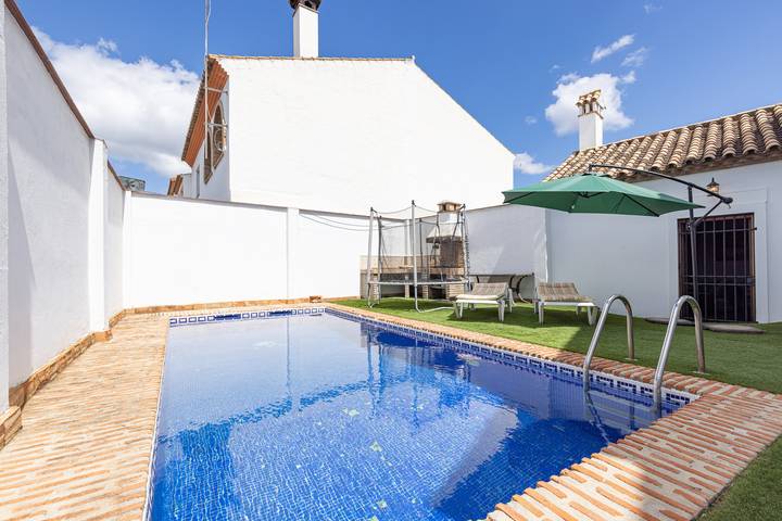 Chalet para 9 personas, con jardín en Campo de Gibraltar - 2