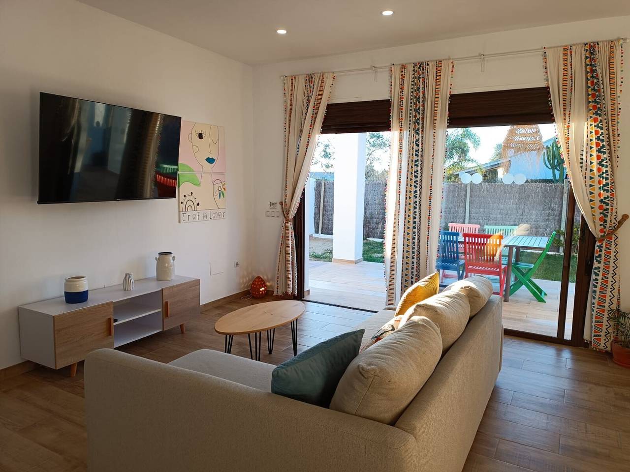 Casa de vacaciones "Casa Trafalmar" con piscina, Wi-Fi, jardín y terraza in Playa de Zahora, Barbate