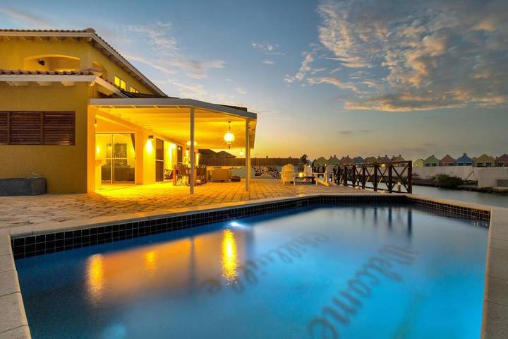 Villa voor 6 personen, met tuin en zwembad op Bonaire