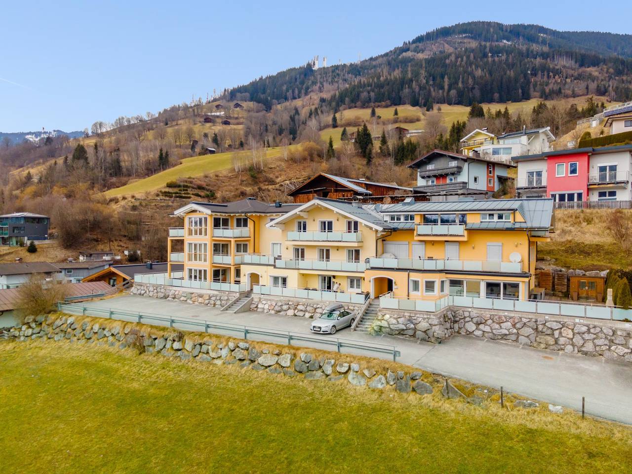 Ganze Wohnung, Wohnung mit heller offener Küche mit Aussicht in Piesendorf, Pinzgau