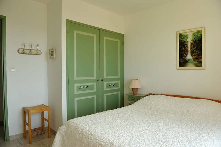 Ferienhaus für 4 Personen, mit Terrasse und Garten in Bédoin - 2