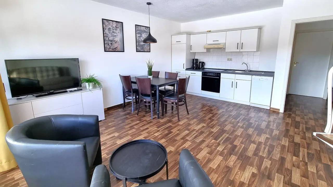 Ganze Ferienwohnung, Ferienwohnung für 6 Personen (65 m²) in Bergen auf Rügen in Buschvitz, Bergen auf Rügen und Umgebung