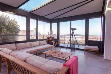 Gîte pour 8 personnes, avec jardin dans Plage Keriec