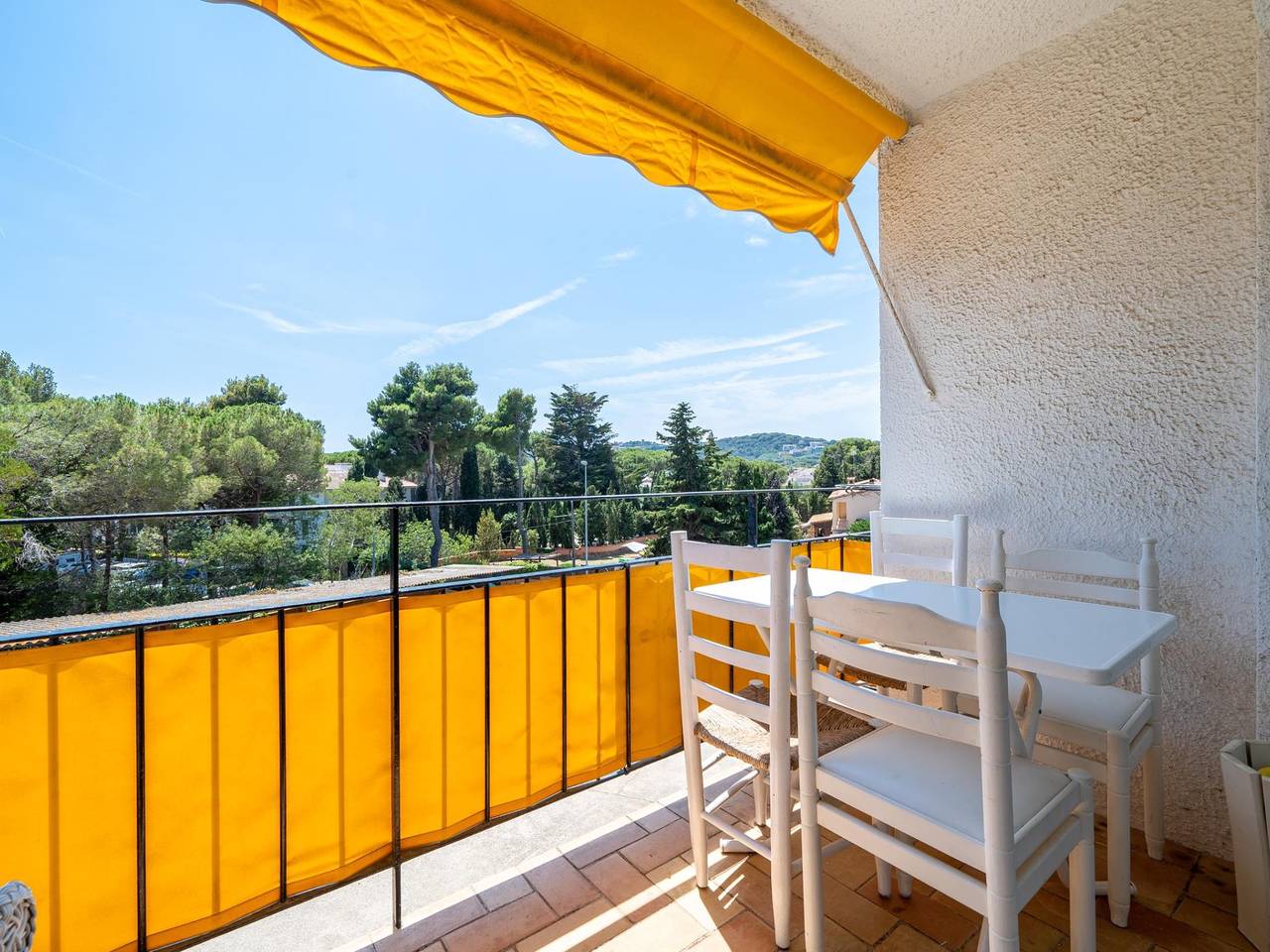Apartamento vacacional entero, Apartamento con parking a 400m playa y comercios in Llafranch, Palafrugell