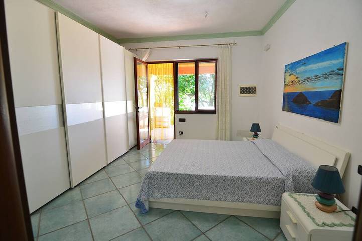 Ganze Wohnung, Apartment surrounded by nature within walking distance of free hot springs in Forio, Ischia