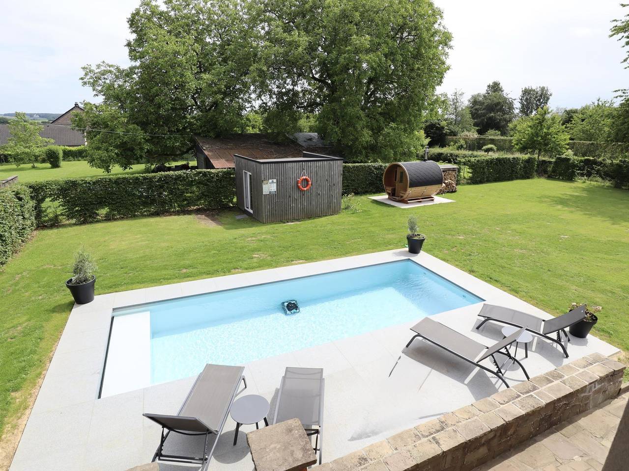Gemütliches Familienhaus mit Pool und Sauna in Gesves, Region Namur