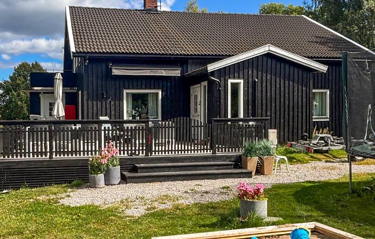 Hus för 10 Personer med trädgård in Norra Västkusten