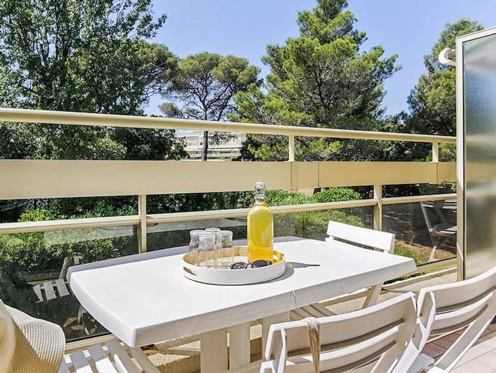 Camping pour 4 personnes, avec balcon, animaux acceptés dans Massif de l'Esterel - 2