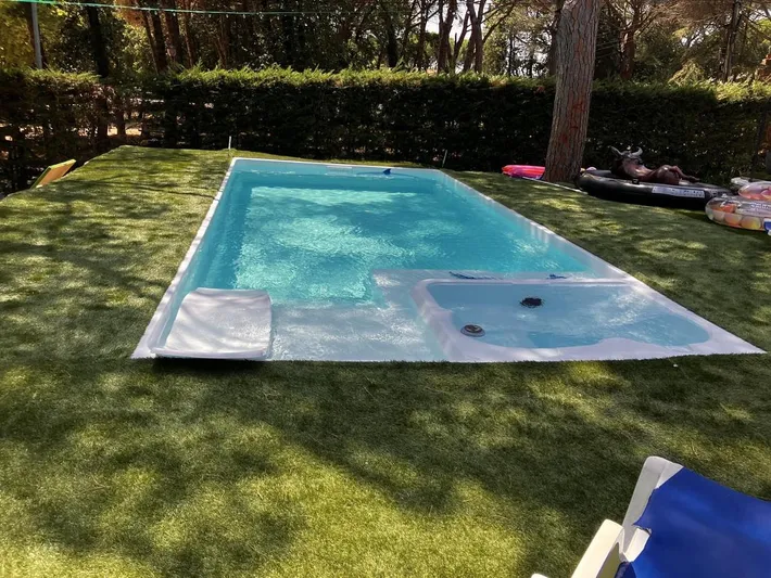 Casa de vacaciones para 12 personas, con jardín además de jacuzzi y piscina, Se admiten mascotas - 1