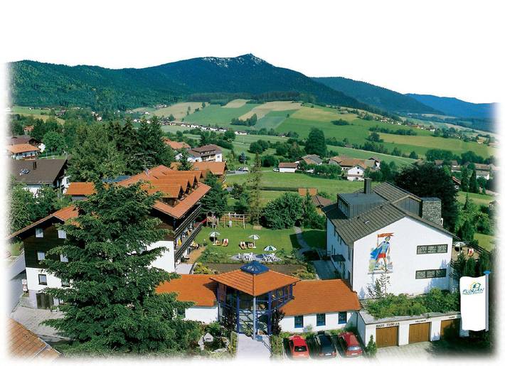 Ferienwohnung für 2 Personen, mit Balkon und Garten sowie Sauna in Lam