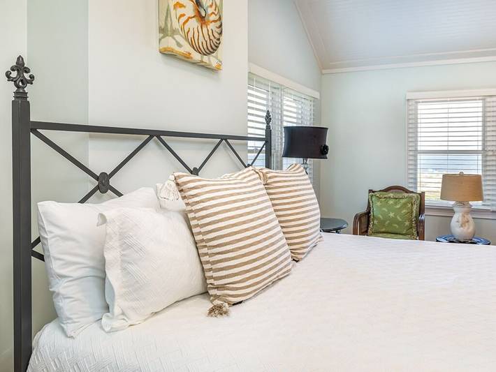 Vacation rental for 14 people, with balcony in Georgia