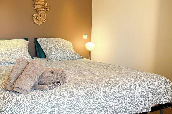 Location de vacances pour 6 personnes, avec jardin à Saint-Jean-Lespinasse - 4