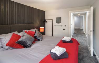 Beach House for 7 People in Blackpool, North West England, Photo 1