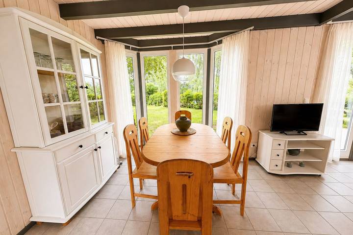 Wildgans 29 - Klassisches skandinavisches Ferienhaus für bis zu 6 Personen in Mirow, Mecklenburg-Strelitz