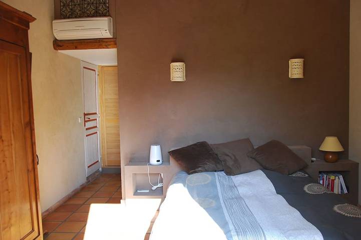 Location de vacances pour 8 personnes, avec jardin à La Farlède - 2