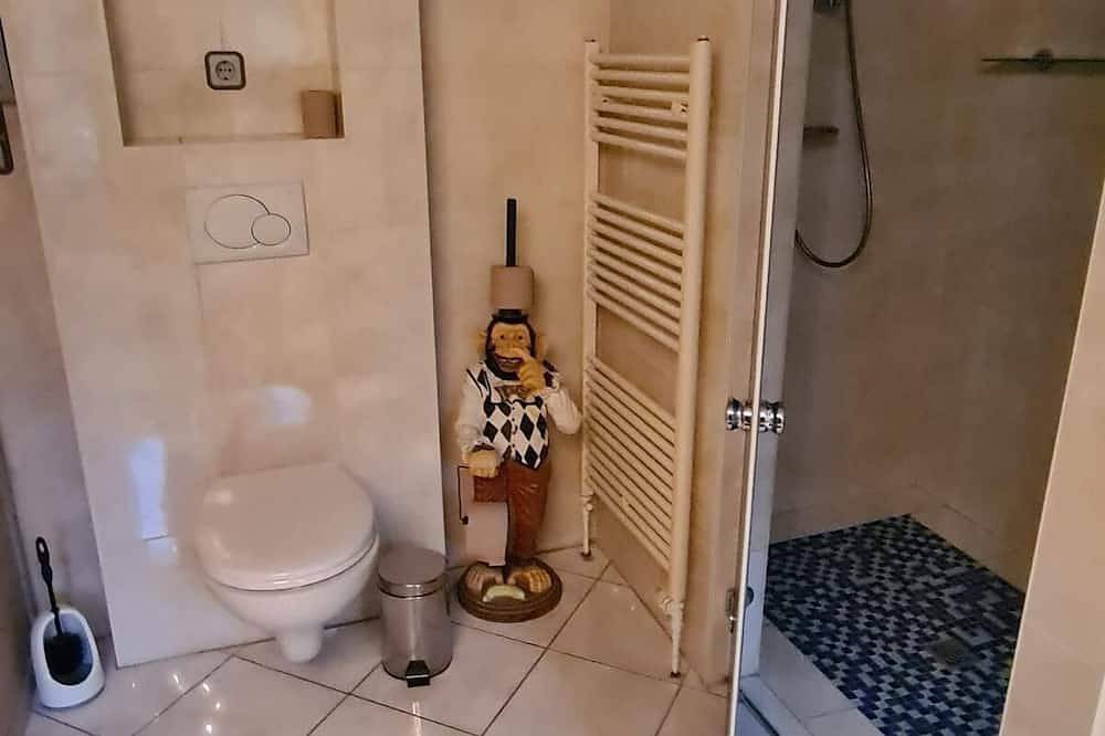 Romantisches Reetdachhaus mit Sauna in der Nähe von Friedrichstadt in Lehe, Halbinsel Eiderstedt