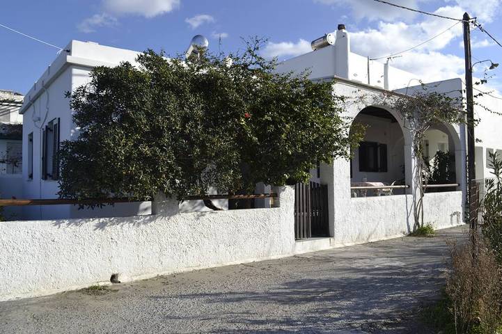 Location de vacances pour 5 personnes, avec balcon/terrasse dans Agia Anna