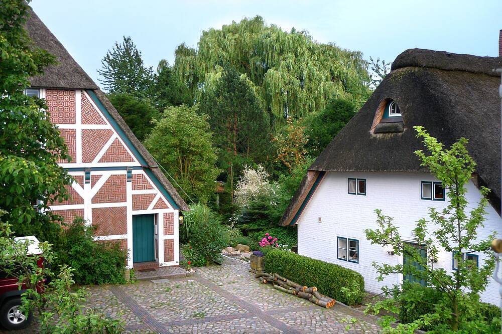 Eine umgebaute Obstscheune, mit Reet bedeckt, auf 2 Etagen mit 2 Schlafzimmer in Jork, Altes Land Stade