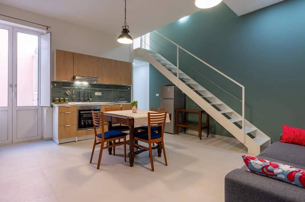 Appartamento intero, GuestHost - Casa Nika - Comfy Mezzanine Apartment in Catania, Catania e dintorni