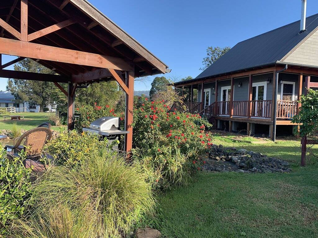 Peppergrove Cottage - Berry Premier Farm Stay in Berry (NSW), New South Wales
