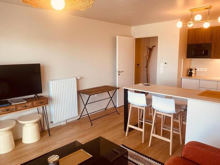 Gîte pour 4 personnes, avec Balcon ainsi que Terrasse et Vue dans Plage du chemin des Bateaux