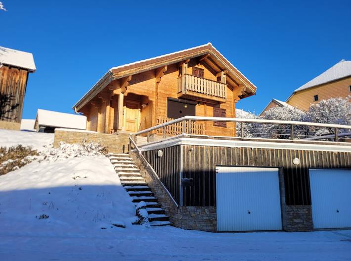 Gîte pour 6 personnes, avec Balcon ainsi que Terrasse et Jardin