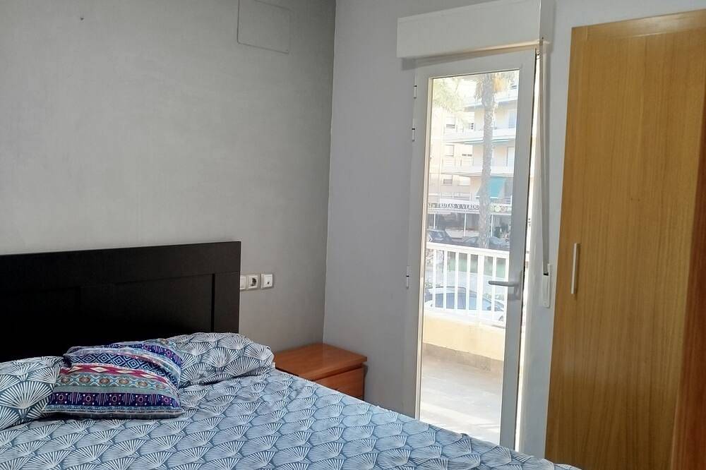 Ganze Wohnung, Apartment with Private Access to the Beach in Playa de Tavernes de la Valldigna, Tavernes de la Valldigna
