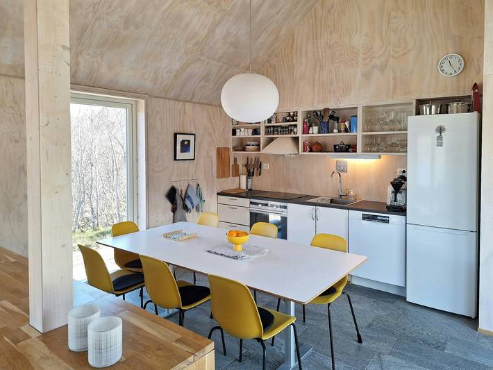 Hütte mit Sauna und Feuerstelle in Gildeskål