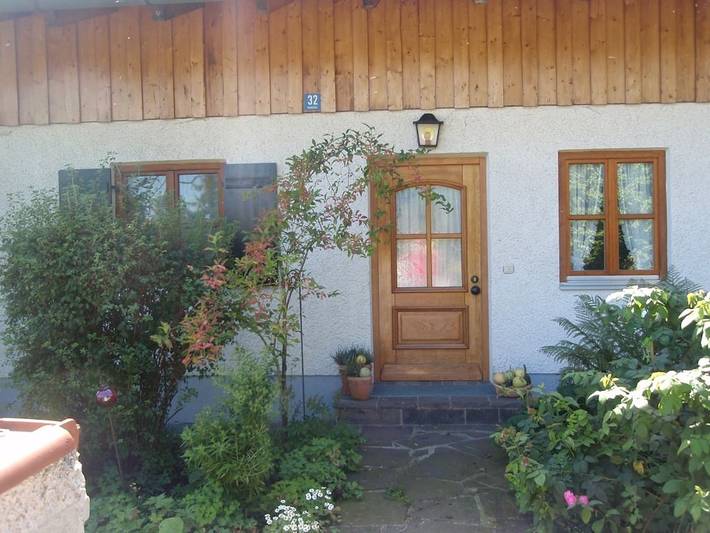 Ferienwohnung mit 1 Schlafzimmer in Oberpframmern, Oberbayern