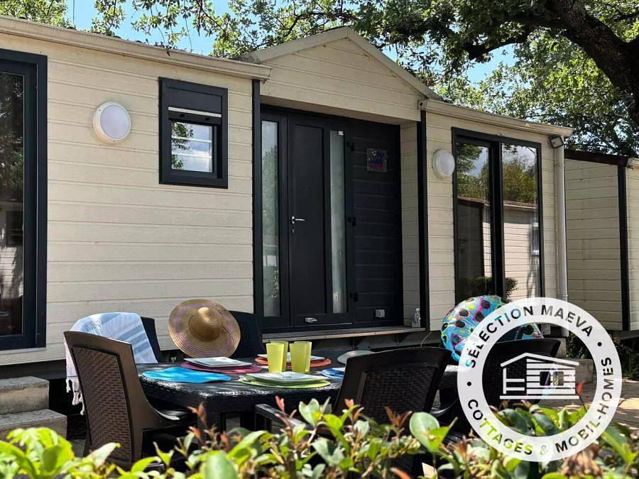 Camping Tikayan Domaine du Golfe de Saint Tropez - Mobile home 6 persons - Mobile-home Alabama Confort 3 Rooms 4/6 People Air-conditioned + Tv 2 bathrooms in Grimaud, Mediterranean Coast (France)
