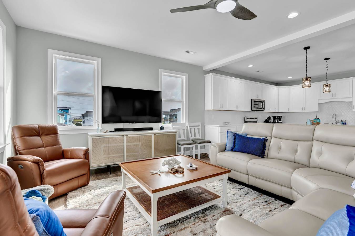 Walk to beach | Pool | Ocean View | Parking | Bunk Beds in Surf City, Topsail Island