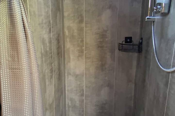 Location de vacances pour 2 personnes, avec jardin ainsi que piscine et terrasse à Moncrabeau - 2