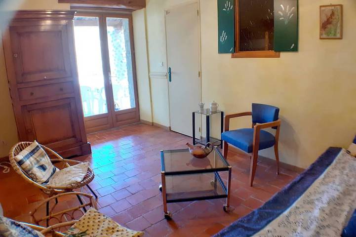 Location de vacances pour 6 personnes, avec piscine et terrasse à Saint-Paul-le-Jeune - 2