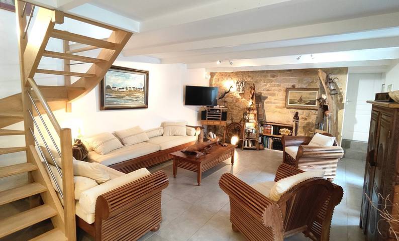 Gîte pour 12 personnes, avec jardin et terrasse