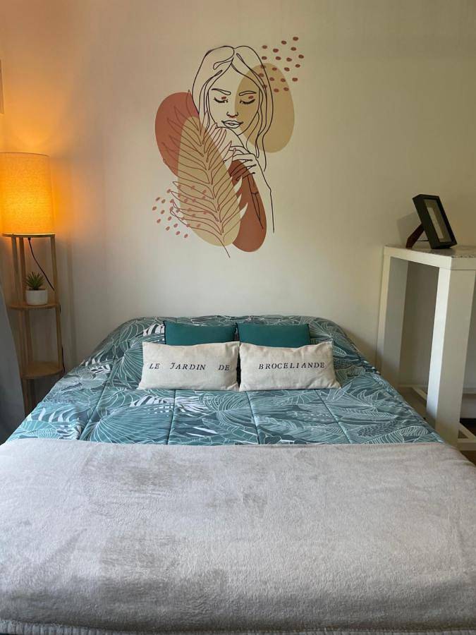 Gîte pour 2 personnes, avec terrasse et jardin à Ploërmel - 4