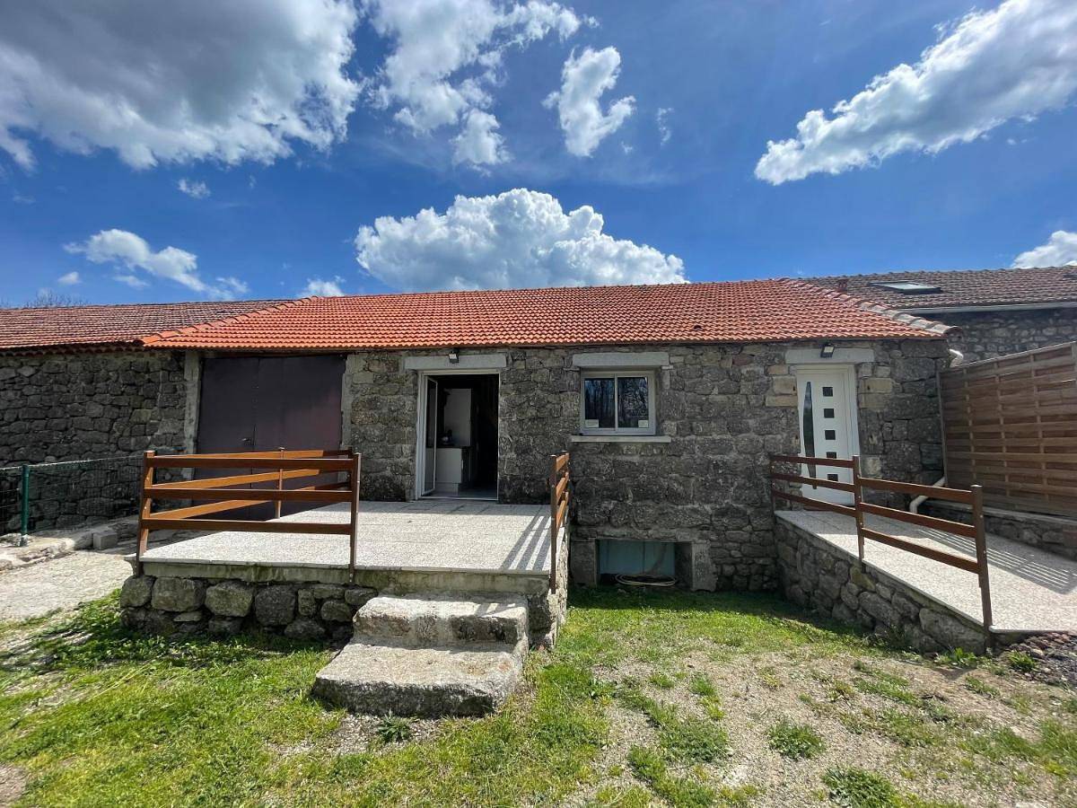 Appartement entier, Lozere la ferme de Palhères in Rocles (Languedoc-Roussillon), Région de Mende