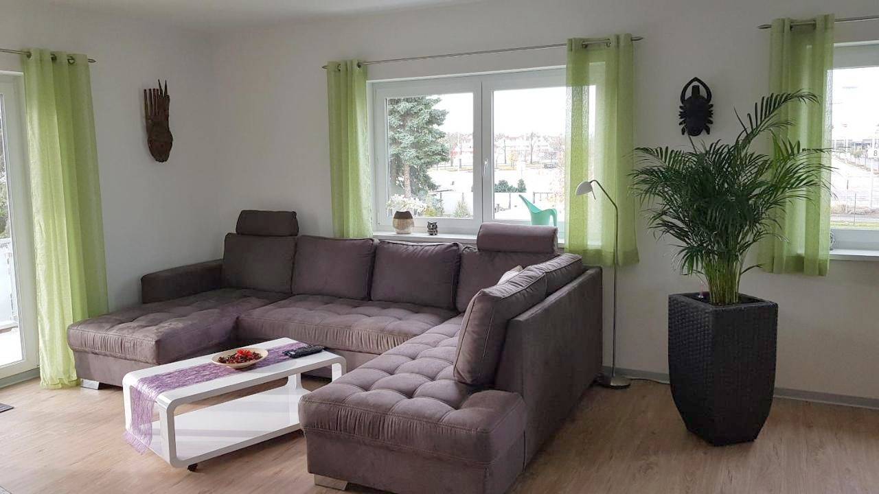 Three-Bedroom House in Alt-West, Leipzig
