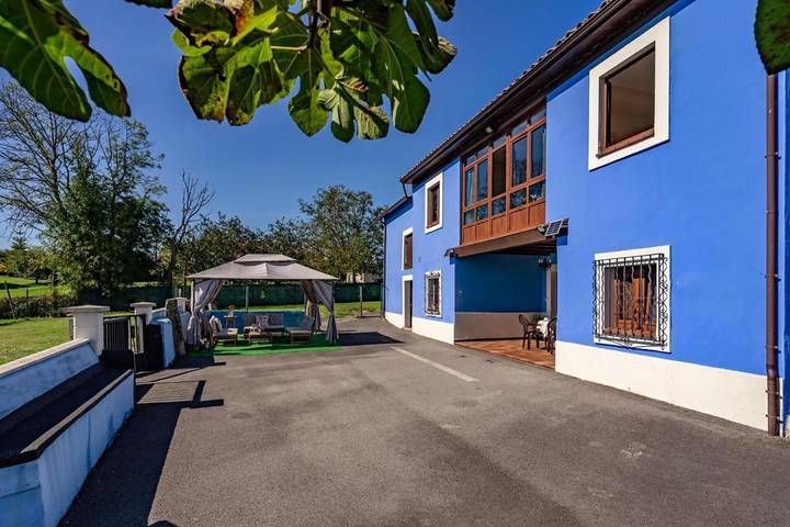 Casa de vacaciones para 5 personas, con Jardín en Siero