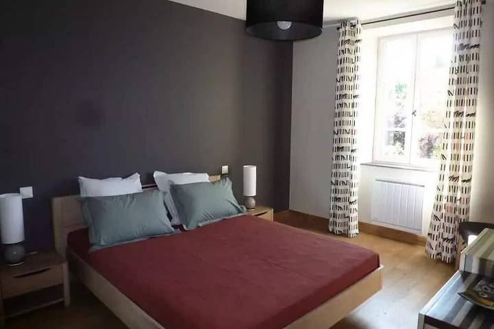 Location de vacances pour 6 personnes, avec terrasse et piscine à Albussac - 4