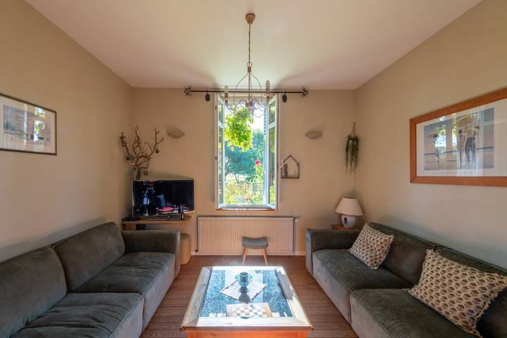 Location de vacances pour 8 personnes, avec jardin et terrasse à Saint-Quentin-la-Motte-Croix-au-Bailly - 4