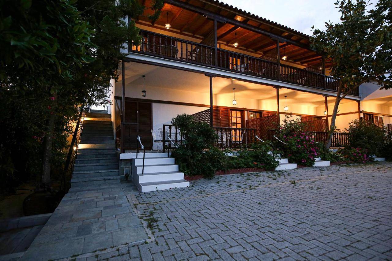 Ganze Wohnung, First Floor Studio in Asini, Argolis